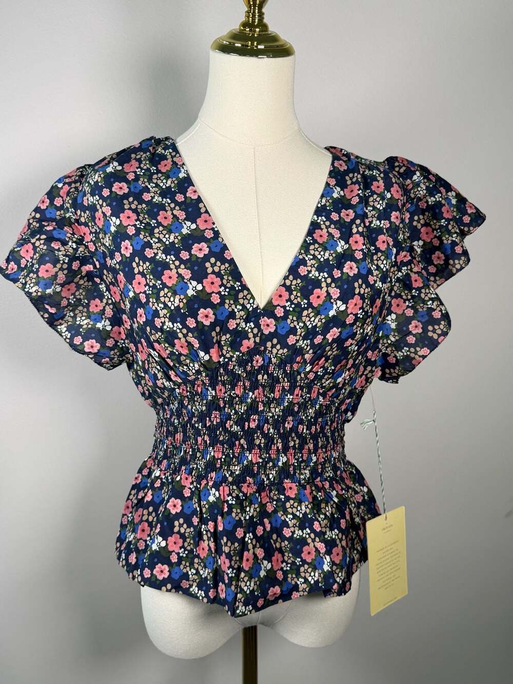 Trovata Birds of Paradis Floral Smocked Peplum Top Medium